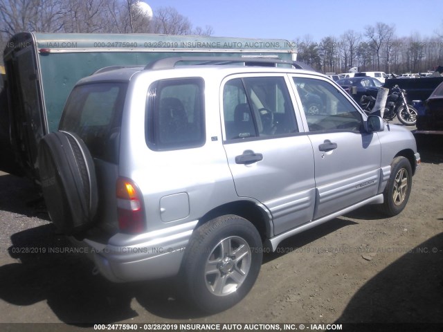 2CNBE634026932250 - 2002 CHEVROLET TRACKER LT SILVER photo 4