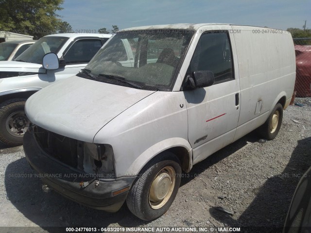 1GCDM19W7XB148552 - 1999 CHEVROLET ASTRO WHITE photo 2