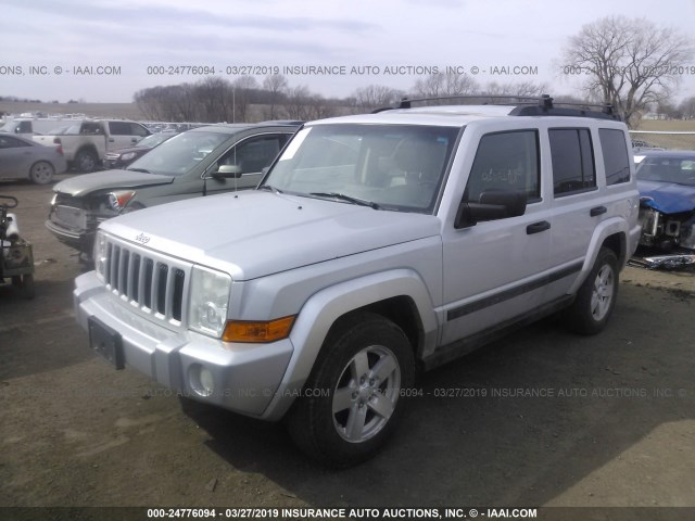 1J8HG48K86C104974 - 2006 JEEP COMMANDER SILVER photo 2