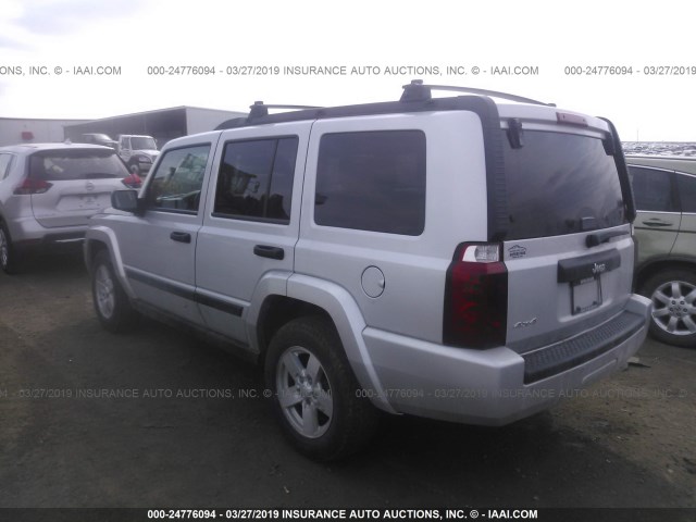1J8HG48K86C104974 - 2006 JEEP COMMANDER SILVER photo 3