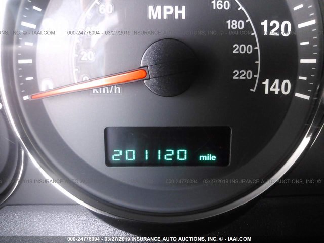 1J8HG48K86C104974 - 2006 JEEP COMMANDER SILVER photo 7