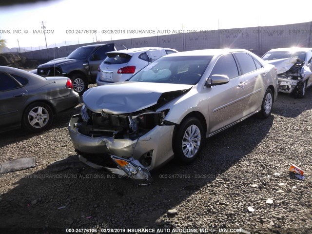 4T4BF1FK0ER415780 - 2014 TOYOTA CAMRY L/SE/LE/XLE 棕色 照片 2