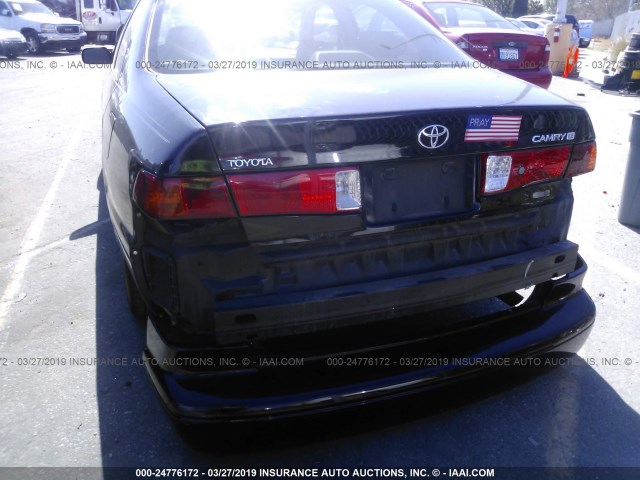 JT2BG22K6Y0411731 - 2000 TOYOTA CAMRY CE/LE/XLE BLACK photo 6