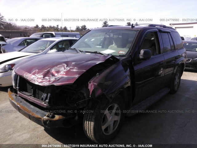 1GNDT13S462177456 - 2006 CHEVROLET TRAILBLAZER LS/LT MAROON photo 2