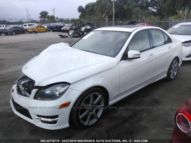 WDDGF4HB1EA958243 - 2014 MERCEDES-BENZ C 250 WHITE photo 2