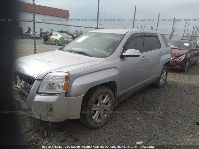 2GKALMEK5D6203710 - 2013 GMC TERRAIN SLE SILVER photo 2