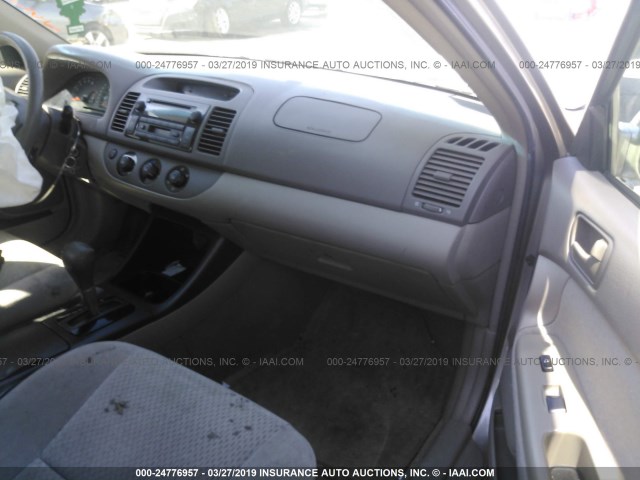 4T1BE32K34U794626 - 2004 TOYOTA CAMRY LE/XLE/SE TAN photo 5