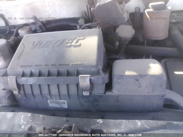 1GCDM19W21B116048 - 2001 CHEVROLET ASTRO WHITE photo 10