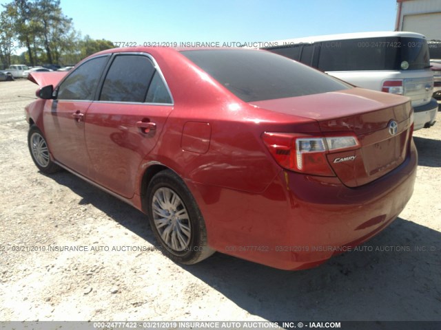 4T1BF1FK2DU664378 - 2013 TOYOTA CAMRY L/SE/LE/XLE 红色 照片 3