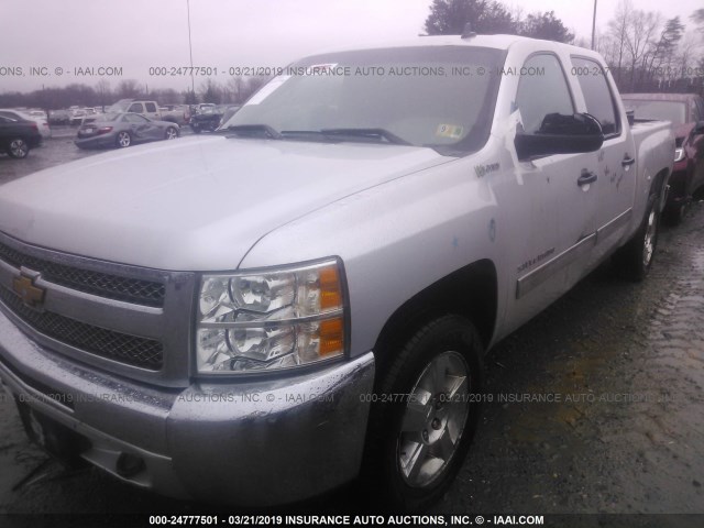 3GCUKUEJ9CG278836 - 2012 CHEVROLET SILVERADO K1500 HYBRID SILVER photo 2