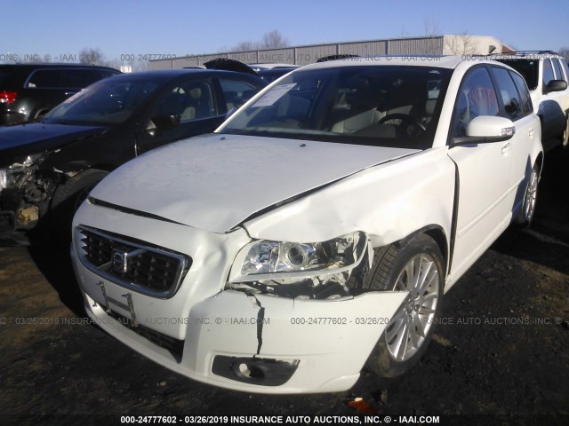 YV1MW382X92471415 - 2009 VOLVO V50 2.4I WHITE photo 6