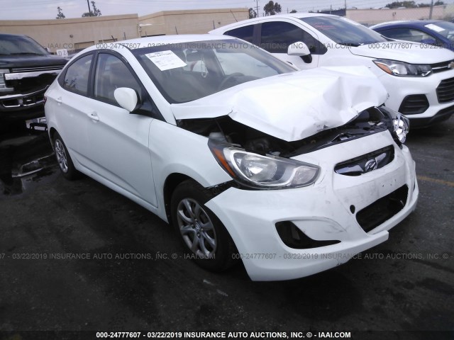 KMHCT4AE4DU480009 - 2013 HYUNDAI ACCENT GLS/GS WHITE photo 1