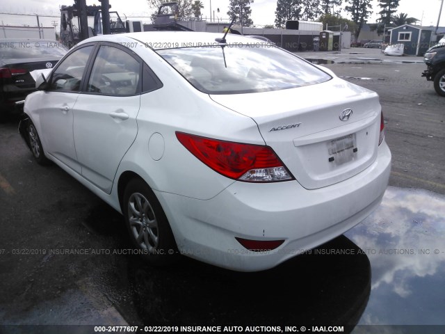 KMHCT4AE4DU480009 - 2013 HYUNDAI ACCENT GLS/GS WHITE photo 3