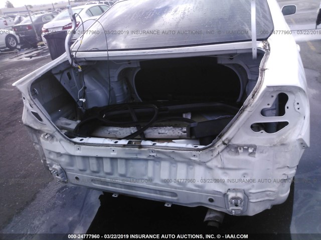 4T1BE30K56U702700 - 2006 TOYOTA CAMRY LE/XLE/SE WHITE photo 6