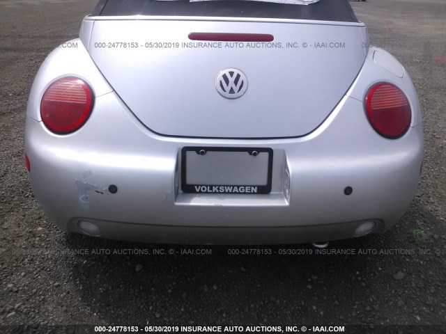 3VWCM21Y74M309417 - 2004 VOLKSWAGEN NEW BEETLE Silber Foto 6