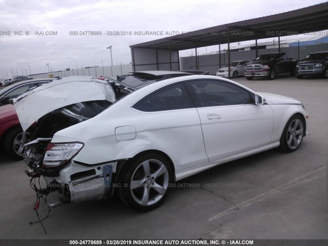 WDDGJ5HB5EG239224 - 2014 MERCEDES-BENZ C 350 WHITE photo 4