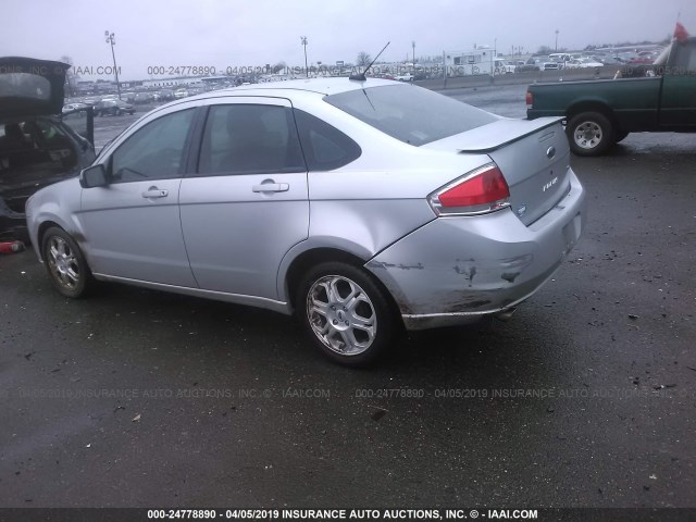 1FAHP36N29W130347 - 2009 FORD FOCUS SES SILVER photo 3