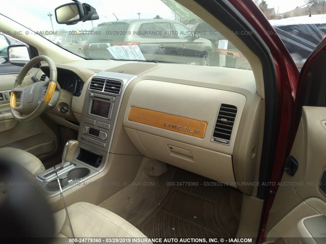 2LMDU88C27BJ27652 - 2007 LINCOLN MKX RED photo 5