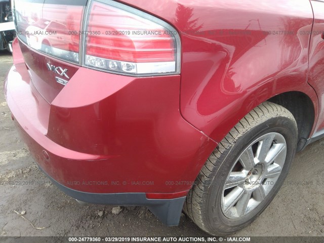 2LMDU88C27BJ27652 - 2007 LINCOLN MKX RED photo 6