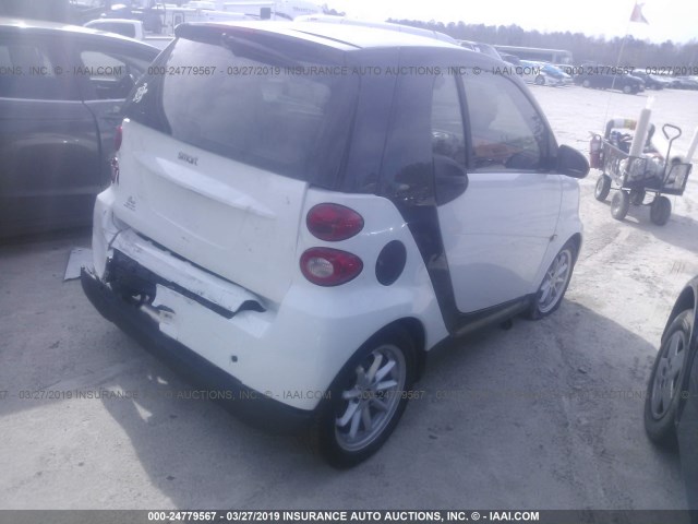 WMEEJ31X88K199025 - 2008 SMART FORTWO PURE/PASSION WHITE photo 4