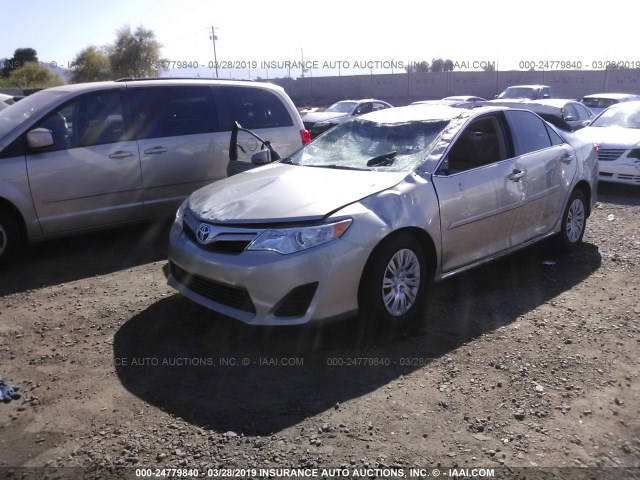 4T4BF1FK3ER384315 - 2014 TOYOTA CAMRY L/SE/LE/XLE 棕色 照片 2