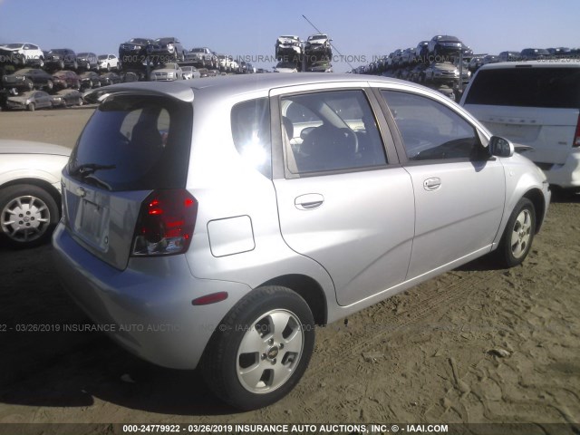 KL1TD66626B560056 - 2006 CHEVROLET AVEO LS SILVER photo 4