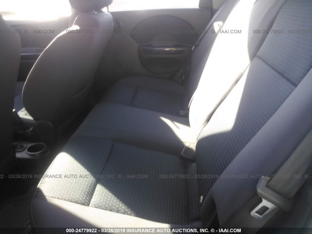 KL1TD66626B560056 - 2006 CHEVROLET AVEO LS SILVER photo 8