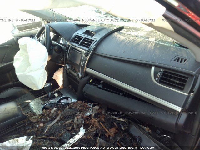 4T1BF1FK0EU424876 - 2014 TOYOTA CAMRY L/SE/LE/XLE 黑色 照片 5