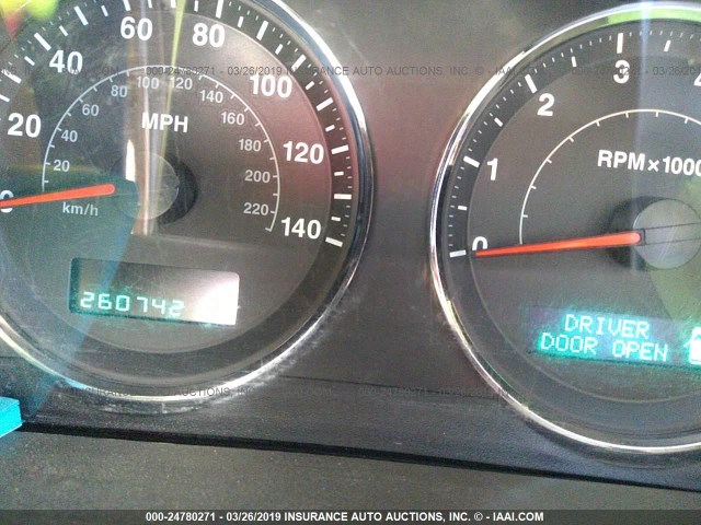 1J8HG48N36C210405 - 2006 JEEP COMMANDER Champagne photo 7