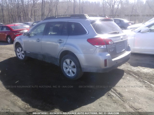 4S4BRBGCXB1372450 - 2011 SUBARU OUTBACK 2.5I PREMIUM SILVER photo 3