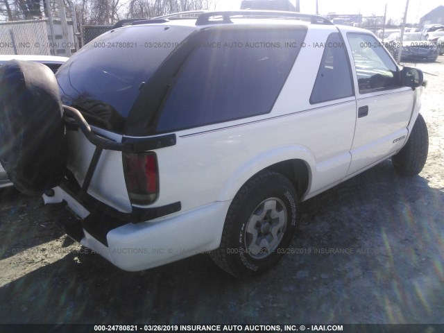 1GNCT18X64K127235 - 2004 CHEVROLET BLAZER WHITE photo 4