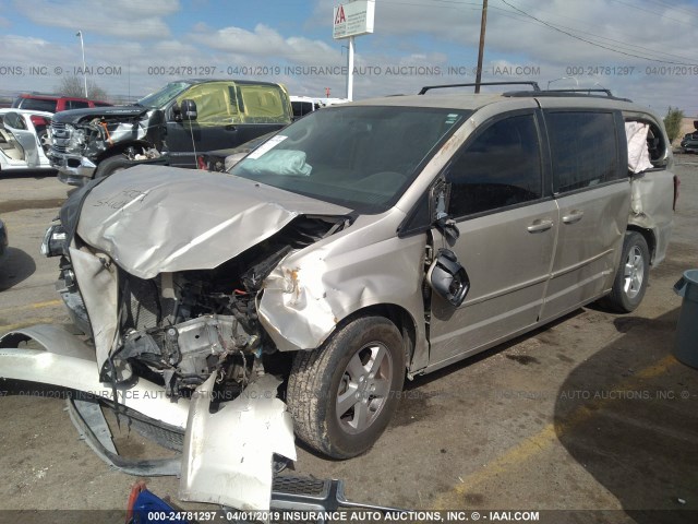 2C4RDGCG1CR311802 - 2012 DODGE GRAND CARAVAN SXT GOLD photo 2