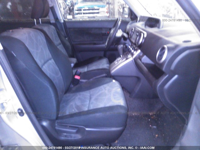 JTLZE4FE1EJ059115 - 2014 TOYOTA SCION XB 银色 照片 5