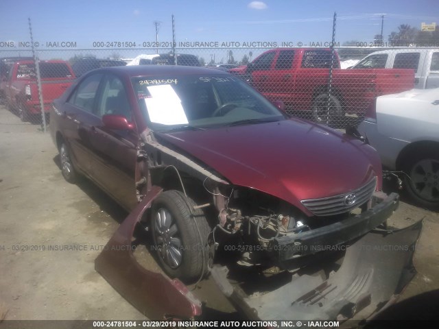 4T1BE32K05U429693 - 2005 TOYOTA CAMRY LE/XLE/SE RED photo 1