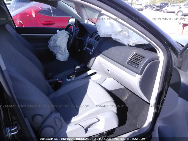 3VWRJ71K38M198494 - 2008 VOLKSWAGEN JETTA WOLFSBURG 黑色 照片 5