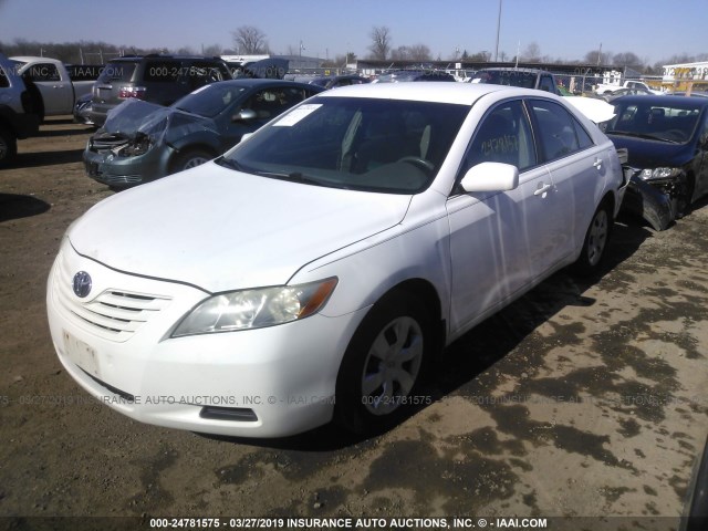 4T4BE46K59R114125 - 2009 TOYOTA CAMRY SE/LE/XLE WHITE photo 2