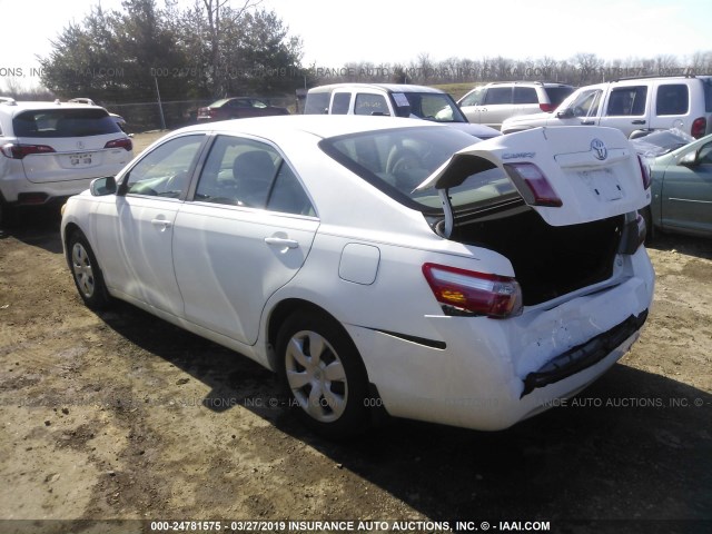 4T4BE46K59R114125 - 2009 TOYOTA CAMRY SE/LE/XLE WHITE photo 3