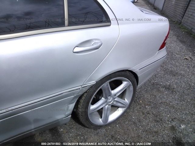 WDBRF61J21F133582 - 2001 MERCEDES-BENZ C 240 SILVER photo 6