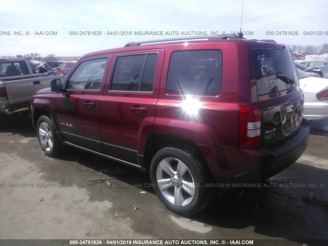 1C4NJRFB6ED615989 - 2014 JEEP PATRIOT LATITUDE RED photo 3