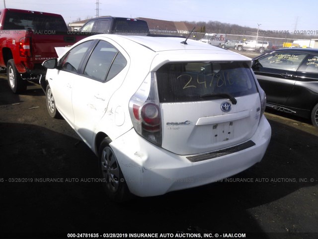 JTDKDTB39C1502459 - 2012 TOYOTA PRIUS C WHITE photo 3