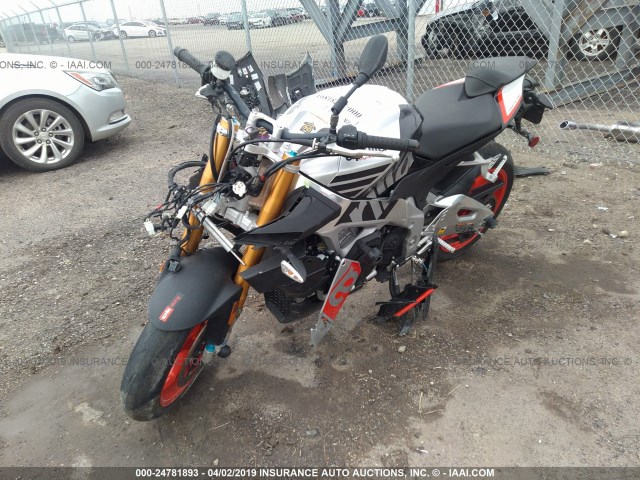 ZD4TYUA04GS000002 - 2016 APRILIA TUONO V4 1100 ABS SILVER photo 2