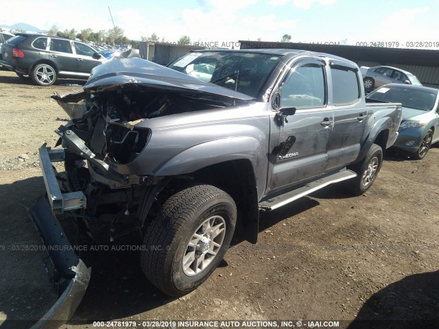 5TFJX4GN0CX013626 - 2012 TOYOTA TACOMA DOUBLE CAB 灰色 照片 2