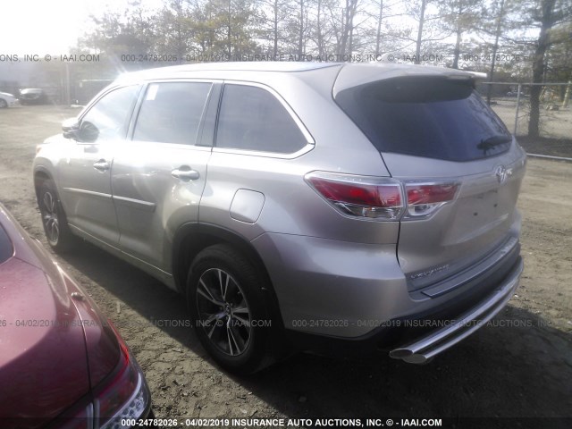 5TDJKRFH0GS346833 - 2016 TOYOTA HIGHLANDER XLE GRAY photo 3