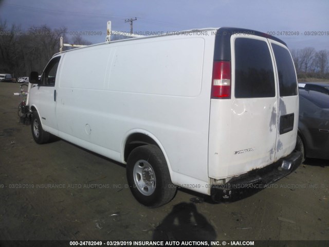 1GCGG29V561252656 - 2006 CHEVROLET EXPRESS G2500  WHITE photo 3