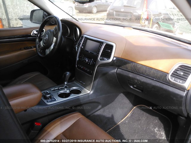 1C4RJFCT6CC129540 - 2012 JEEP GRAND CHEROKEE OVERLAND GRAY photo 5