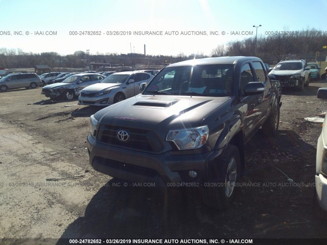 5TFLU4EN5DX059944 - 2013 TOYOTA TACOMA DOUBLE CAB 灰色 照片 2