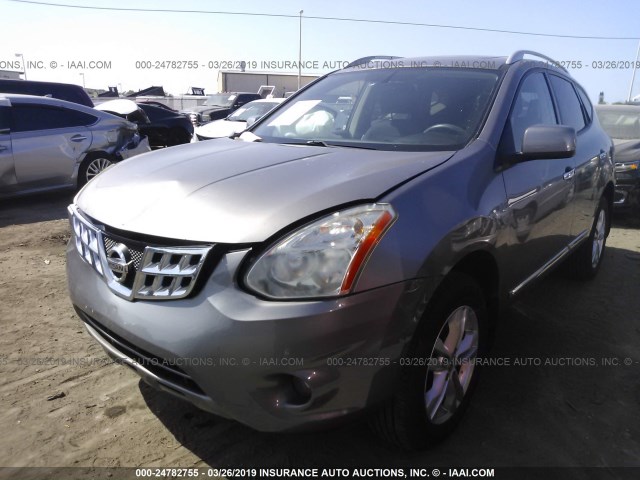 JN8AS5MT9DW500729 - 2013 NISSAN ROGUE S/SV GRAY photo 2