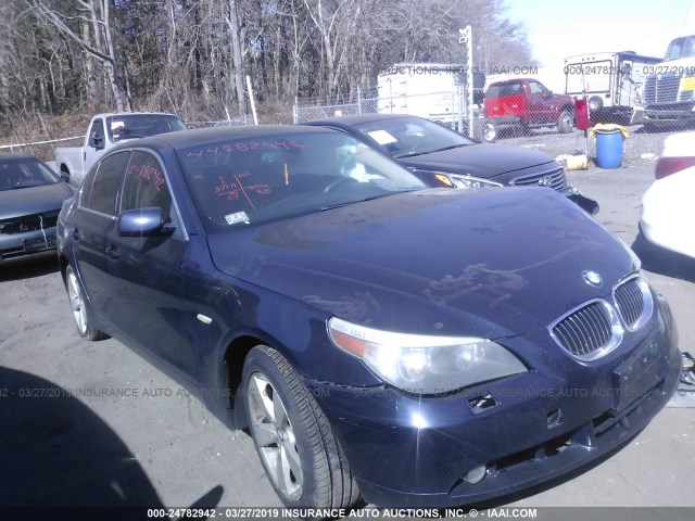 WBANF33527CW69339 - 2007 BMW 525 XI Dark Blue photo 1