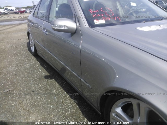 WDBUF70J54A433572 - 2004 MERCEDES-BENZ E 500 SILVER photo 6