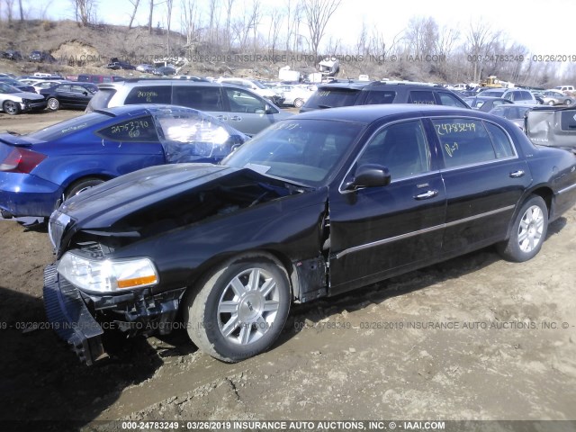 2LNBL8EV5BX763067 - 2011 LINCOLN TOWN CAR EXECUTIVE L BLACK photo 2